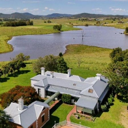 Lochinvar House Oswald Екстериор снимка